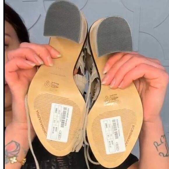BCBGMAXAZRIA Gladiator Sandals Lace Up Tassel Suede Heels US 6.5 / Euro 36.5 New - Picture 7 of 14
